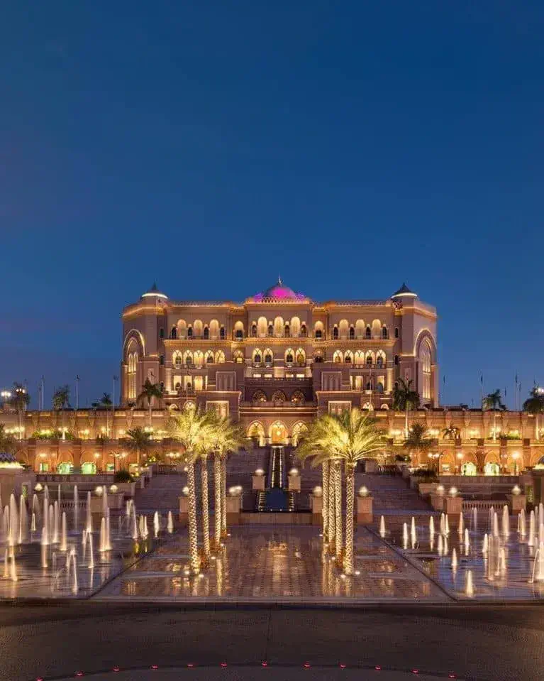 Step into the world of luxury at Emirates Palace, a majestic palace hotel in Abu Dhabi known for its Arabian opulence, modern elegance, and unparalleled hospitality that redefine luxury travel.